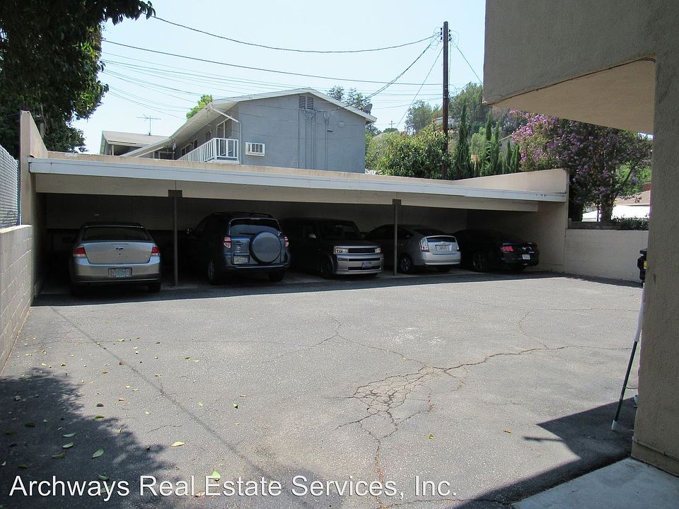2nd image of 21316 Costanso St APT 4