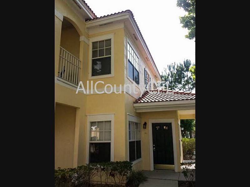 1st image of 1015 Arbor Lakes Cir