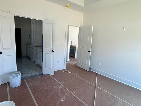 5th image of 564 Lavender Way