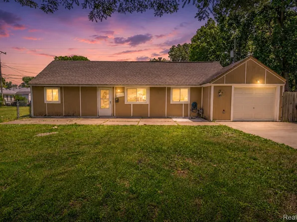 6301 Janet St, Taylor, MI 48180