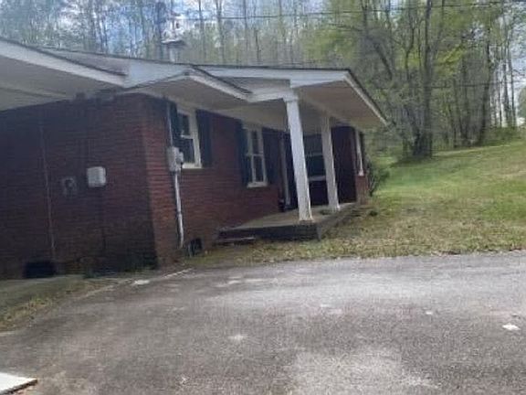 3rd image of 4815 Highway 166