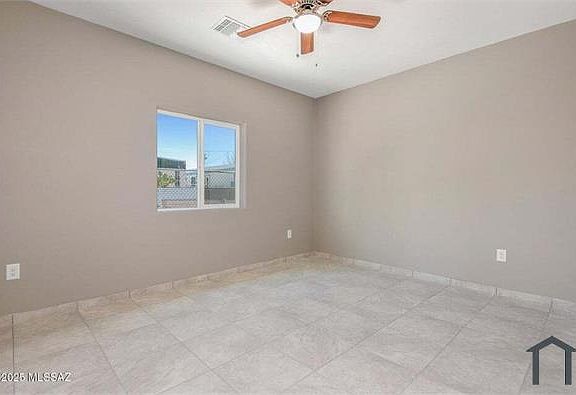 5th image of 5978 S Stewart Blvd #2