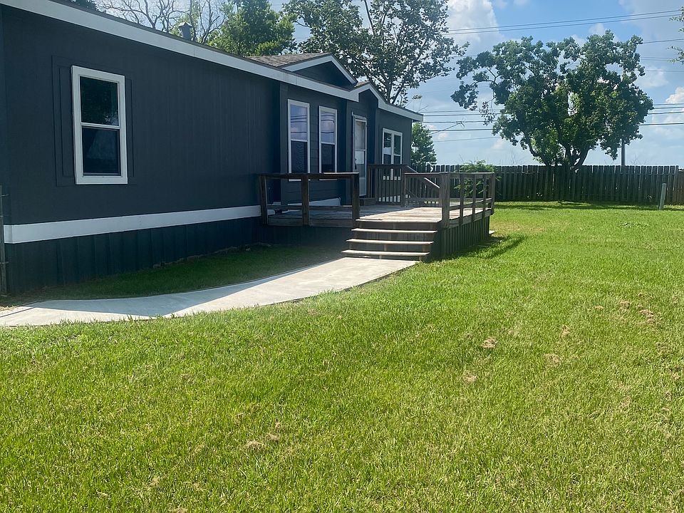 1st image of 2319 W Osage Dr