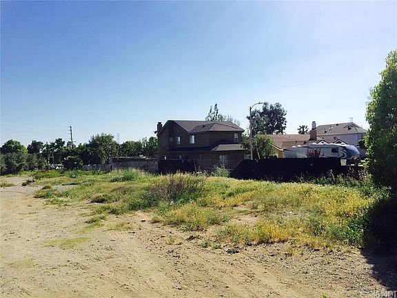 3rd image of 13461 Bradley Ave