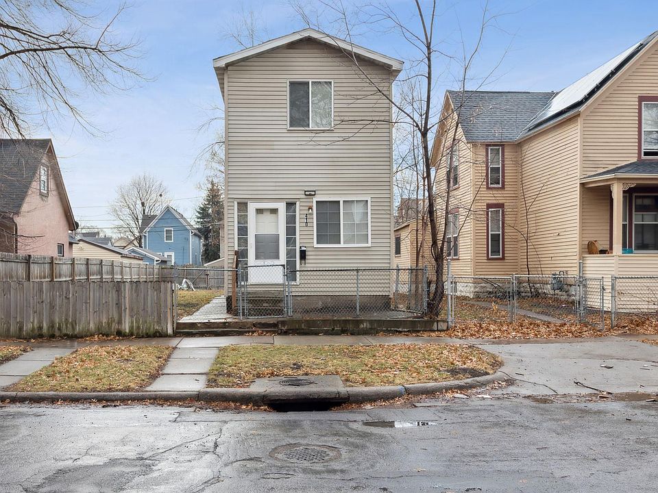 1st image of 410 Charles Ave