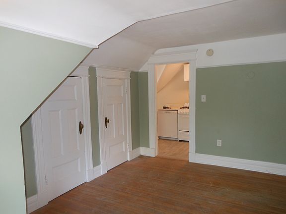 5th image of 190 Culver Rd
