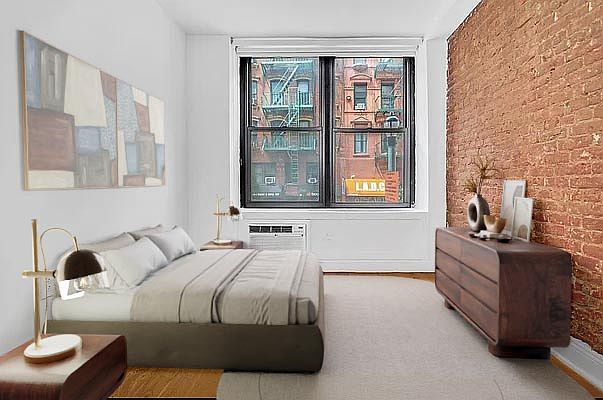 1st image of 86 Clinton St #1