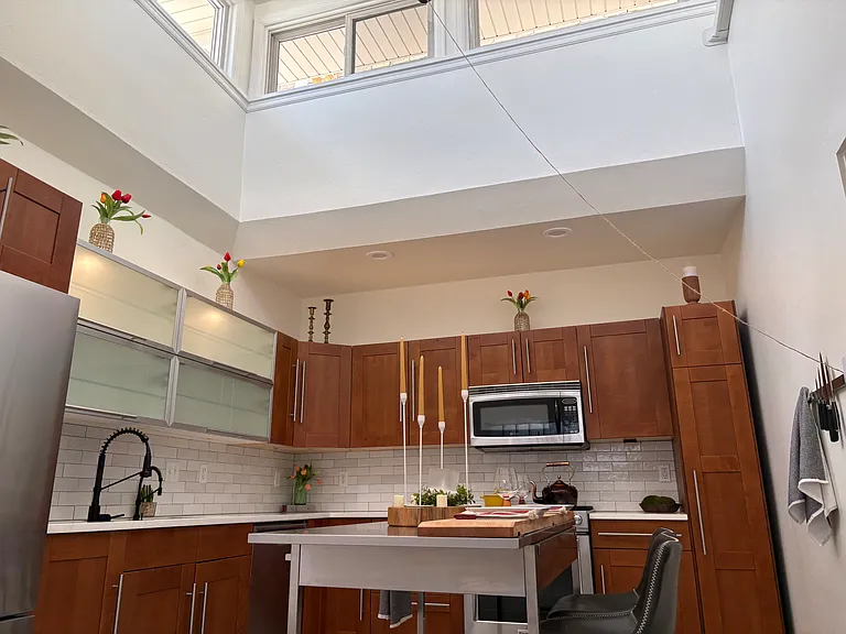 216 Main St #B — Photo 11