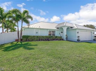 28 SW 21st Ave, Cape Coral, FL 33991