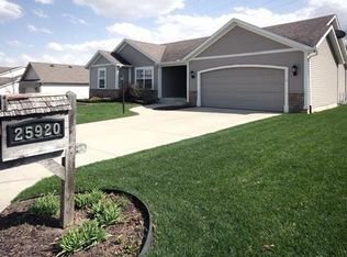 25920 Running Creek Dr, South Bend, IN 46628