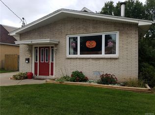 3 Clover Pl, Cheektowaga, NY 14225