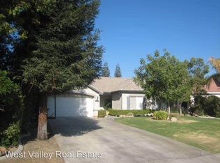 6207 Pinon Hills Dr, Bakersfield, CA 93312