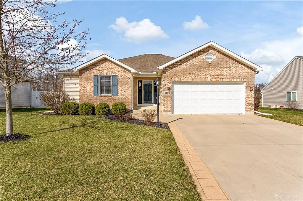 1118 Parkview Dr photo 1