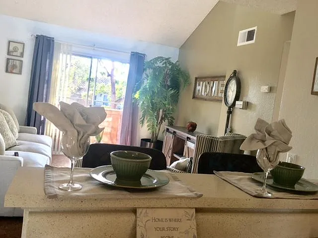 The Oaks — Photo 15