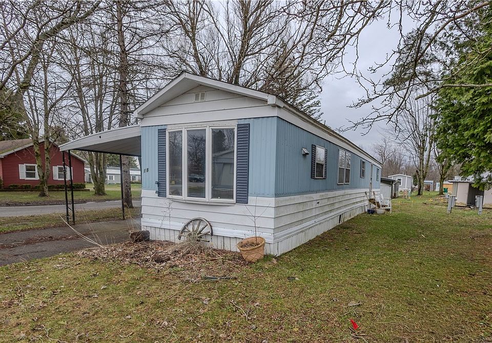 1st image of 18 Quarry Hill Est
