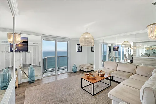 2401 Collins Ave #1902 Photo 1