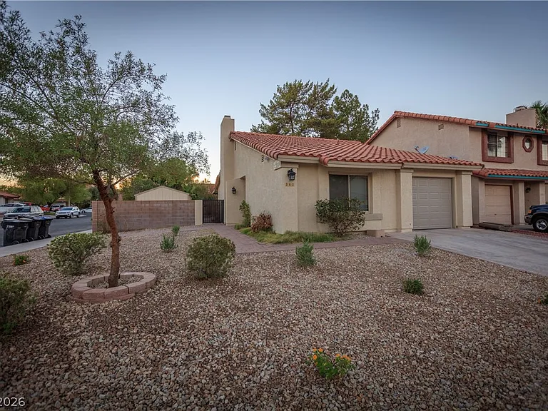 363 Tierra St — Photo 15