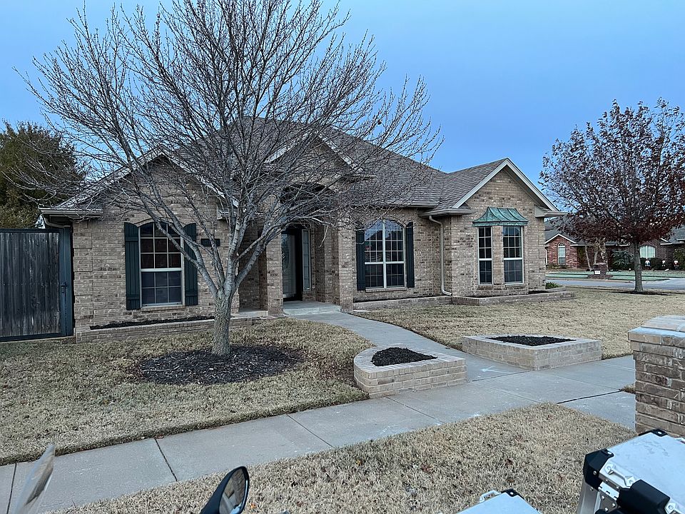 1st image of 501 SW 160th St