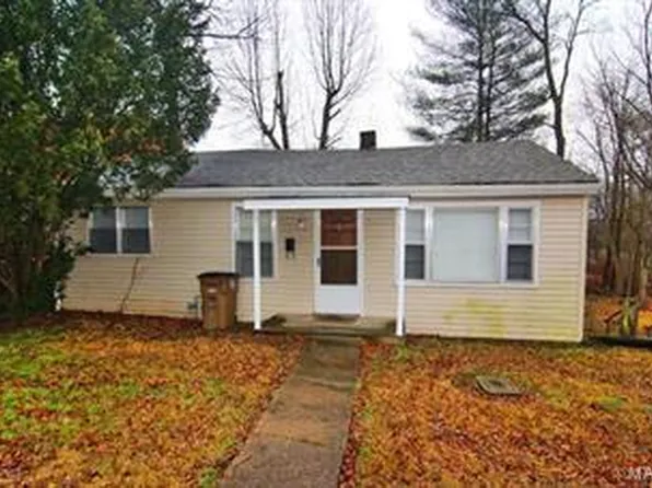 1530 N Water Cpe, Richwoods, MO 63071