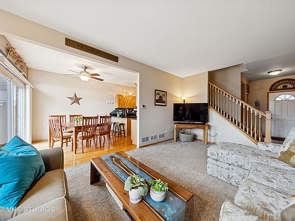 4th image of 8431 Stratford Dr