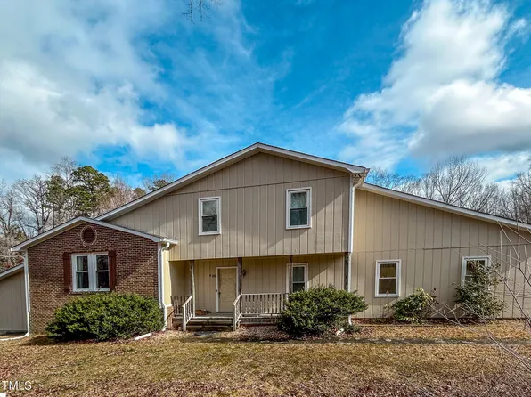 821 Blalock Dairy Rd, Roxboro, NC 27574