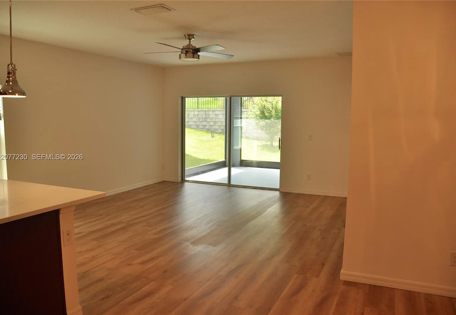 4 bed, 2.0 bath, $2,450 — Photo 3