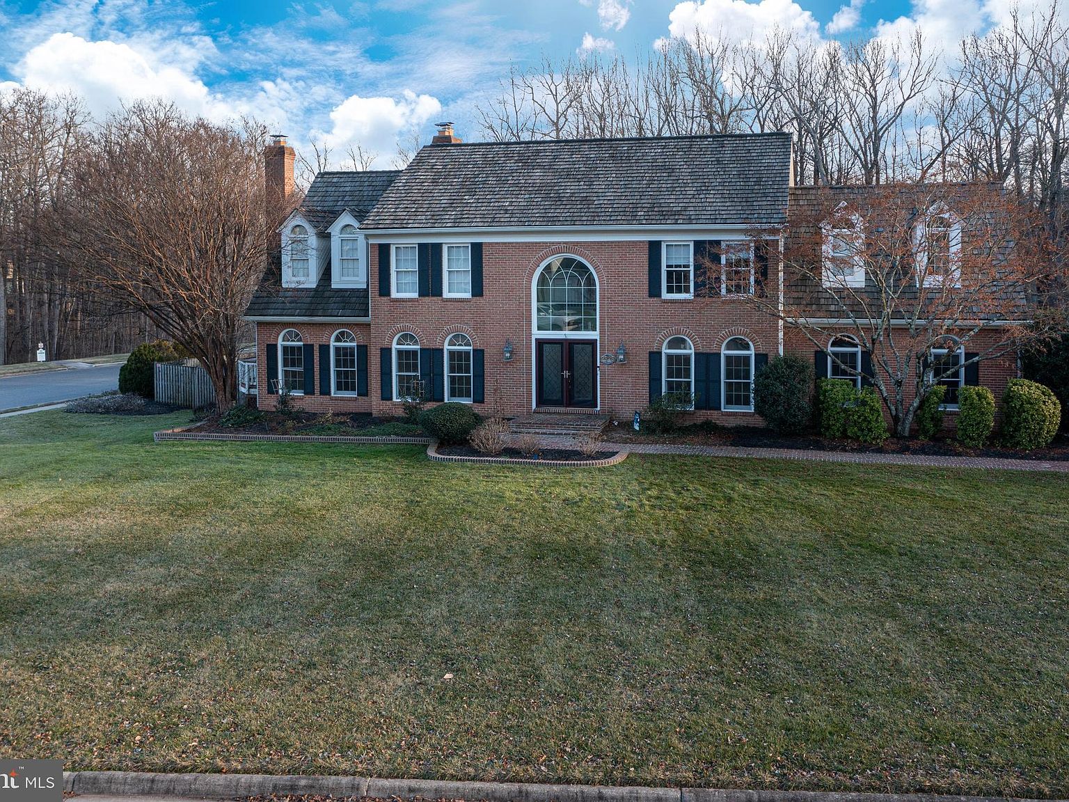 9525 Crosspointe Dr, Fairfax Station, VA 22039 | Zillow