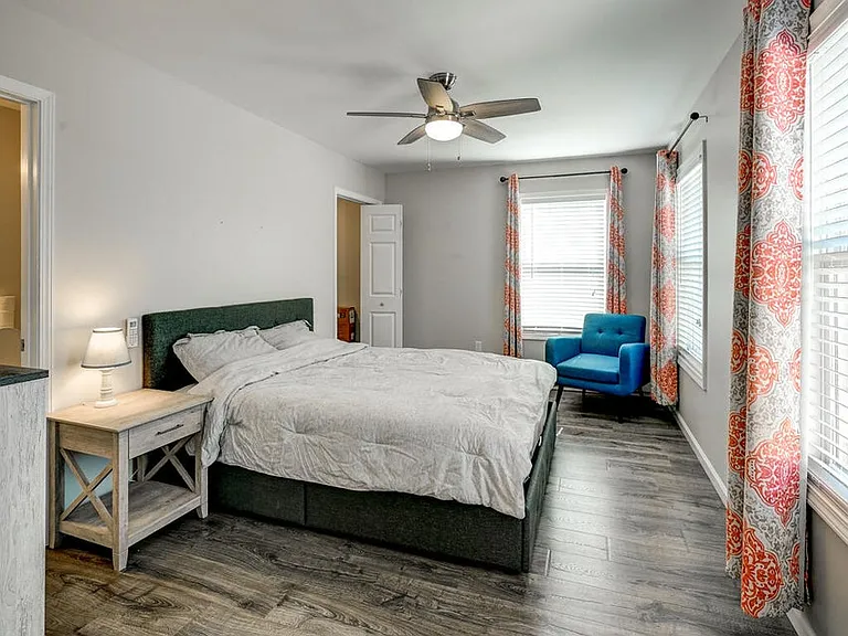 3509 Mellon St — Photo 10