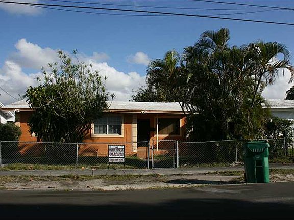 3rd image of 1881 NW 155th St