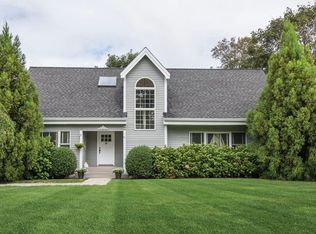 91 Howell St, Southampton, NY 11968