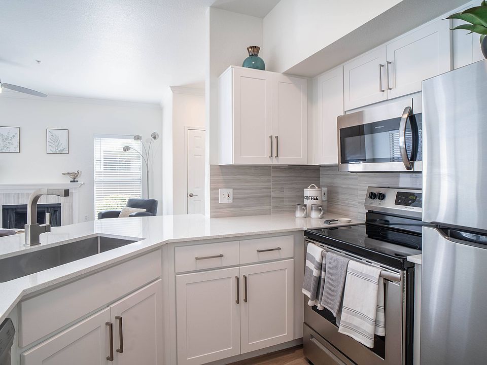 1st image of 15251 S 50th St #4186776