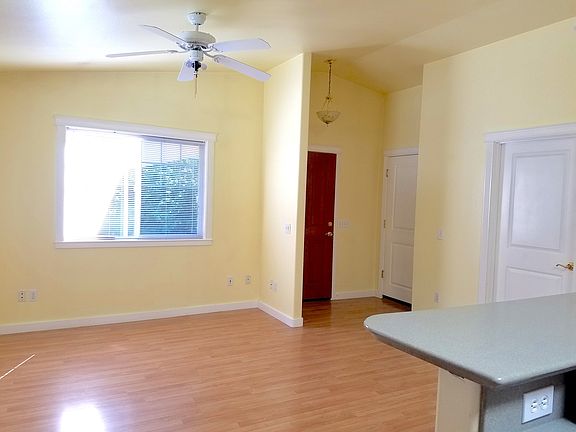 4th image of 2726 219th St NW