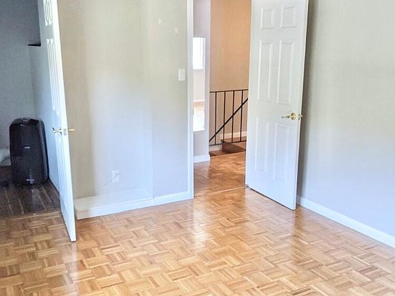 4th image of 1330 Shawn Dr Unit 2