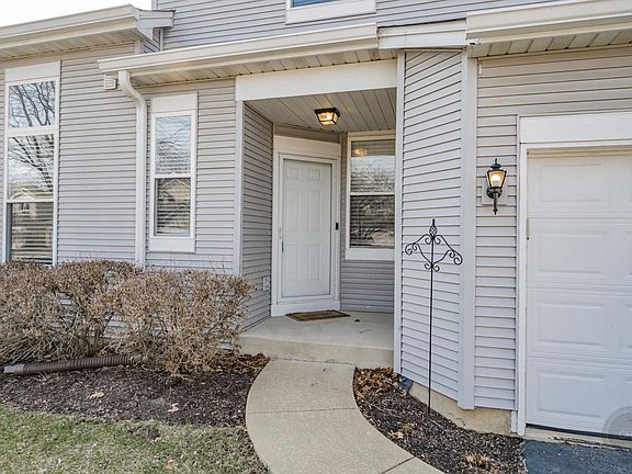 3rd image of 178 Lilac Ln