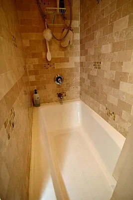 Sold by Kian Realty | media 11