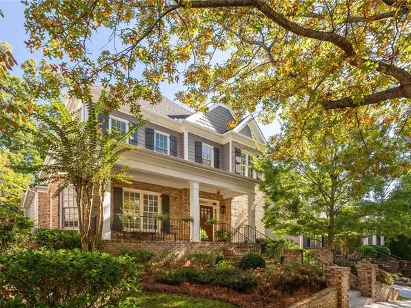 938 Manor Parc Dr, Decatur, GA 30033