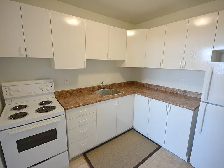 3301 Uplands Dr — Photo 35