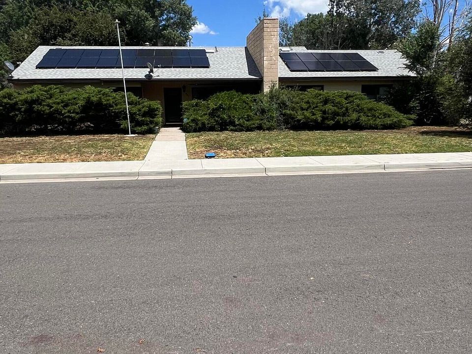 1st image of 906 N Navajo Dr