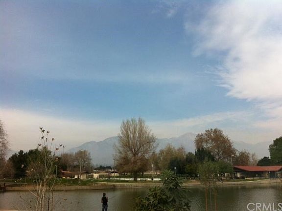 2nd image of 2841 E Via Terrano