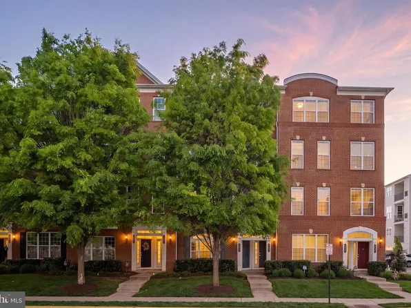 23485 Buckland Farm Ter, Ashburn, VA 20148