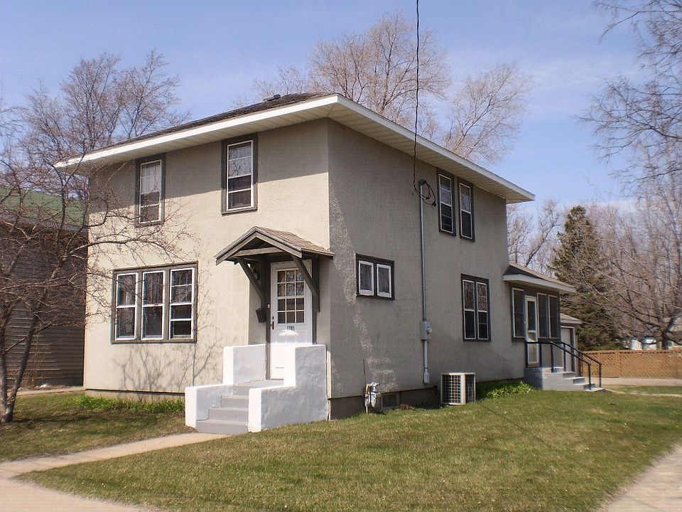 1st image of 1701 2nd St N