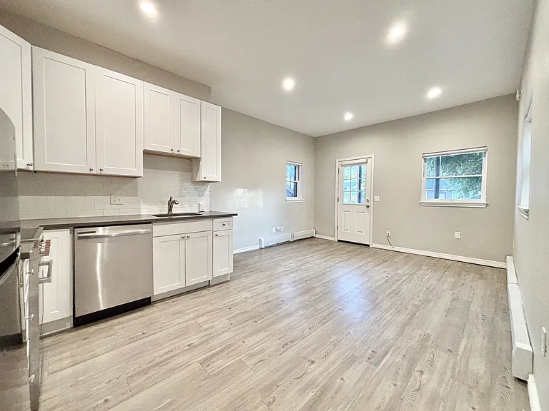1719 Pearl St #B — Photo 1