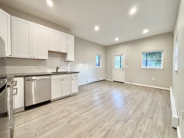 1719 Pearl St APT B, Boulder, CO 80302