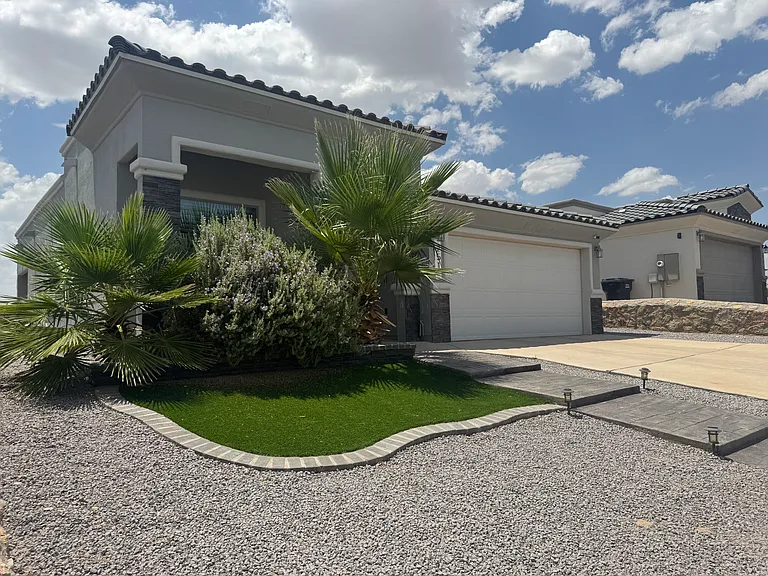 251 Wardour Castle Pl — Photo 3