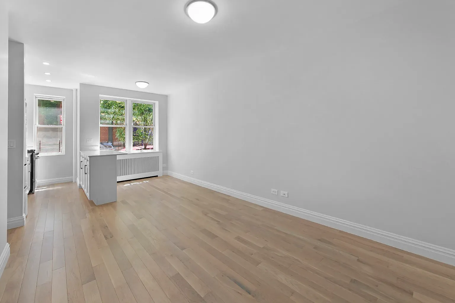 780 Greenwich Street — Photo 3