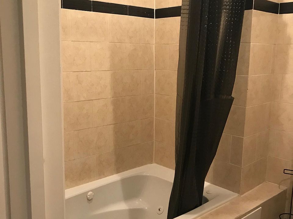 2nd image of 1706 N 25th St #5