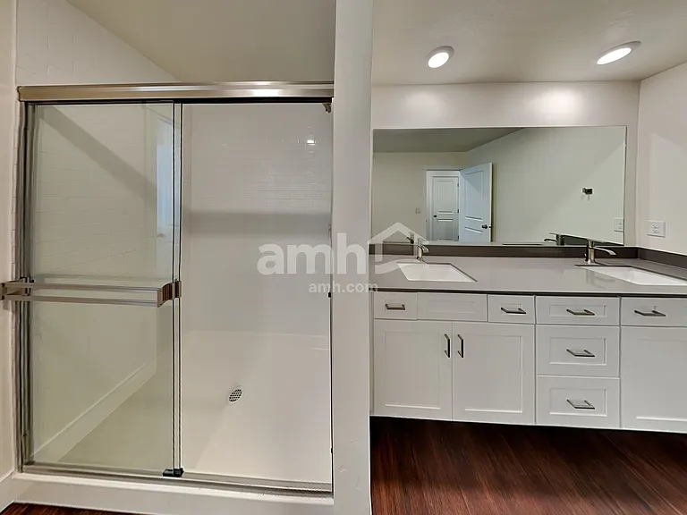 1515 W Afton St — Photo 16