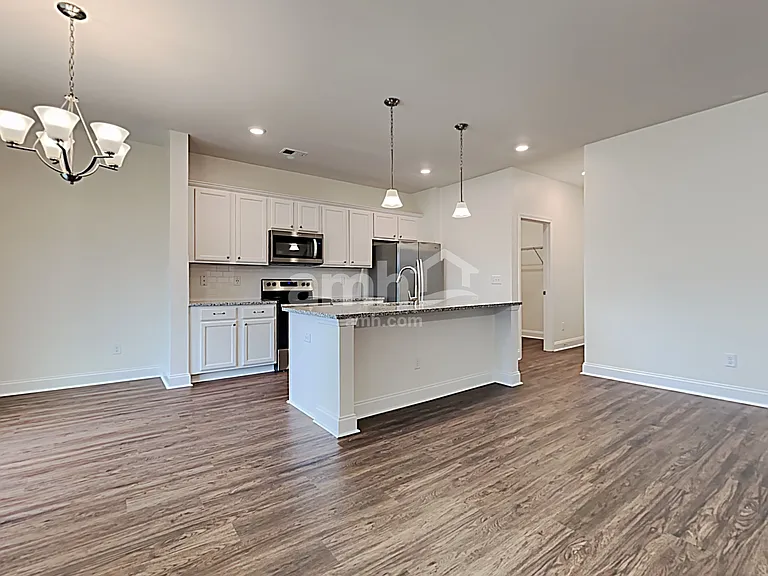 311 Azore Way — Photo 7