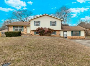 4825 Tulip Ave NW, Cleveland, TN 37312