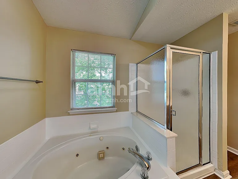 4002 Cherry Blossom Blvd — Photo 11